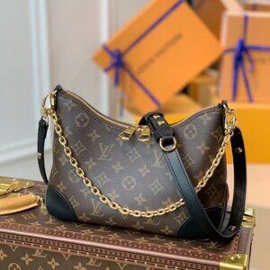 Classic Louis Vuitton Bag: A Stylish and Versatile Choice for Elegance